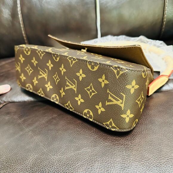 Brand New Louis Vuitton Mini Looping - Picture 8 of 15